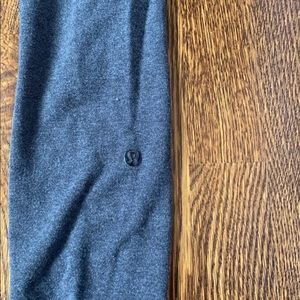 Dark Grey Wonder Under LuluLemon leggings